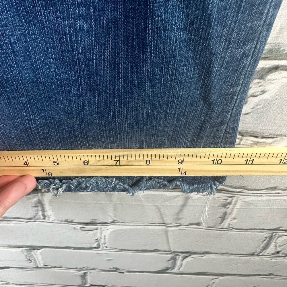 Torrid Women’s Premium Flare Jeans Medium Wash Distressed Stretch Mid Rise 22S - Picture 10 of 11
